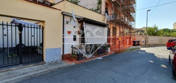 appartamento in vendita a Carrara in zona Avenza