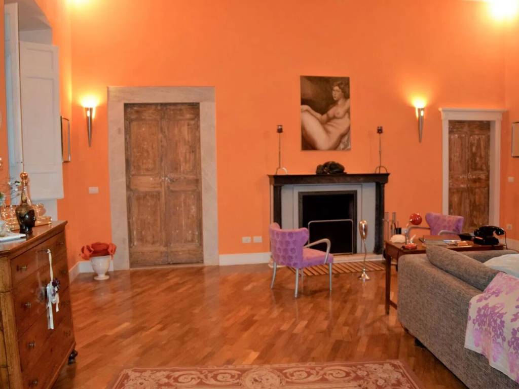 appartamento in vendita a Carrara