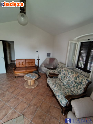 appartamento in vendita a Carrara in zona Avenza