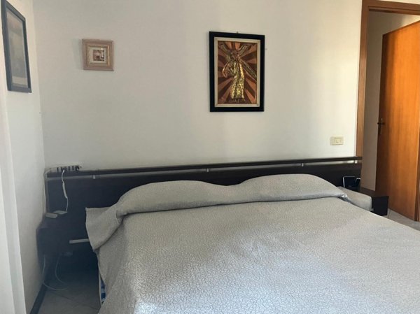 appartamento in vendita a Carrara in zona Avenza