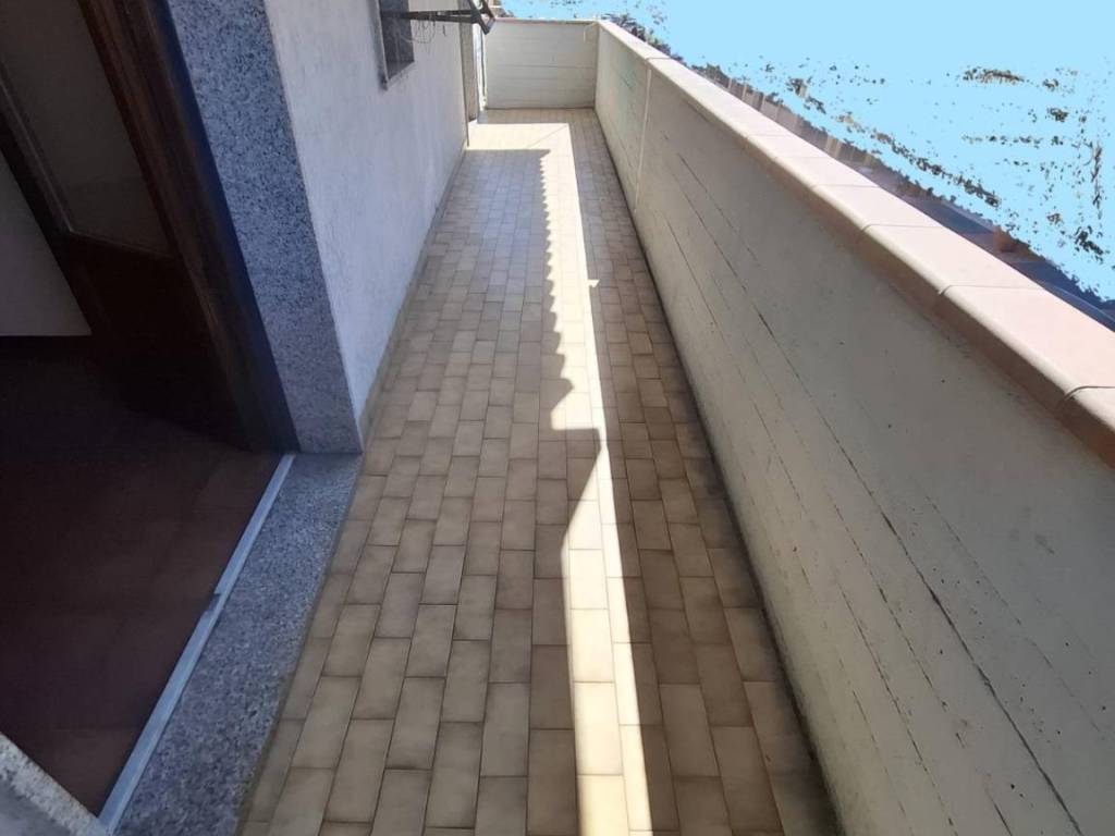 appartamento in vendita a Carrara in zona Avenza