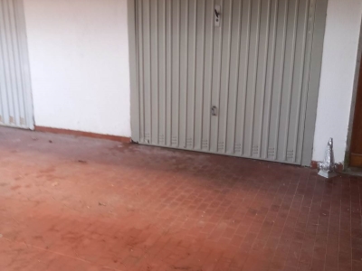 locale di sgombero in vendita a Carrara