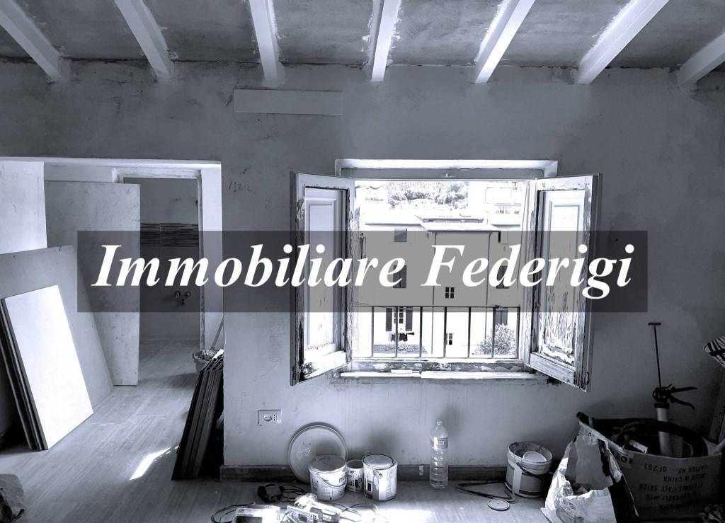 appartamento in vendita a Carrara in zona Centro Città