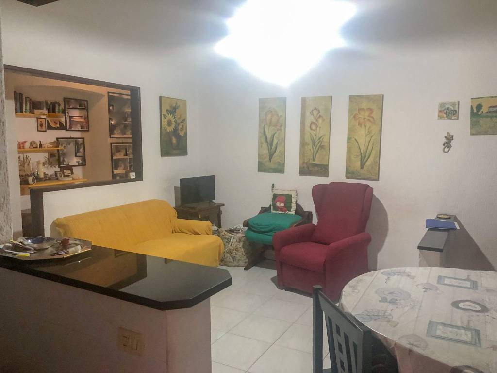 appartamento in vendita a Carrara in zona Centro Città