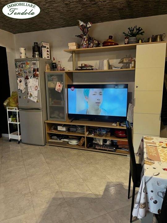 appartamento in vendita a Carrara in zona Stabbio
