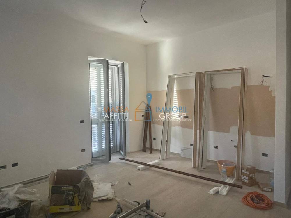 appartamento in vendita a Carrara in zona Centro Città