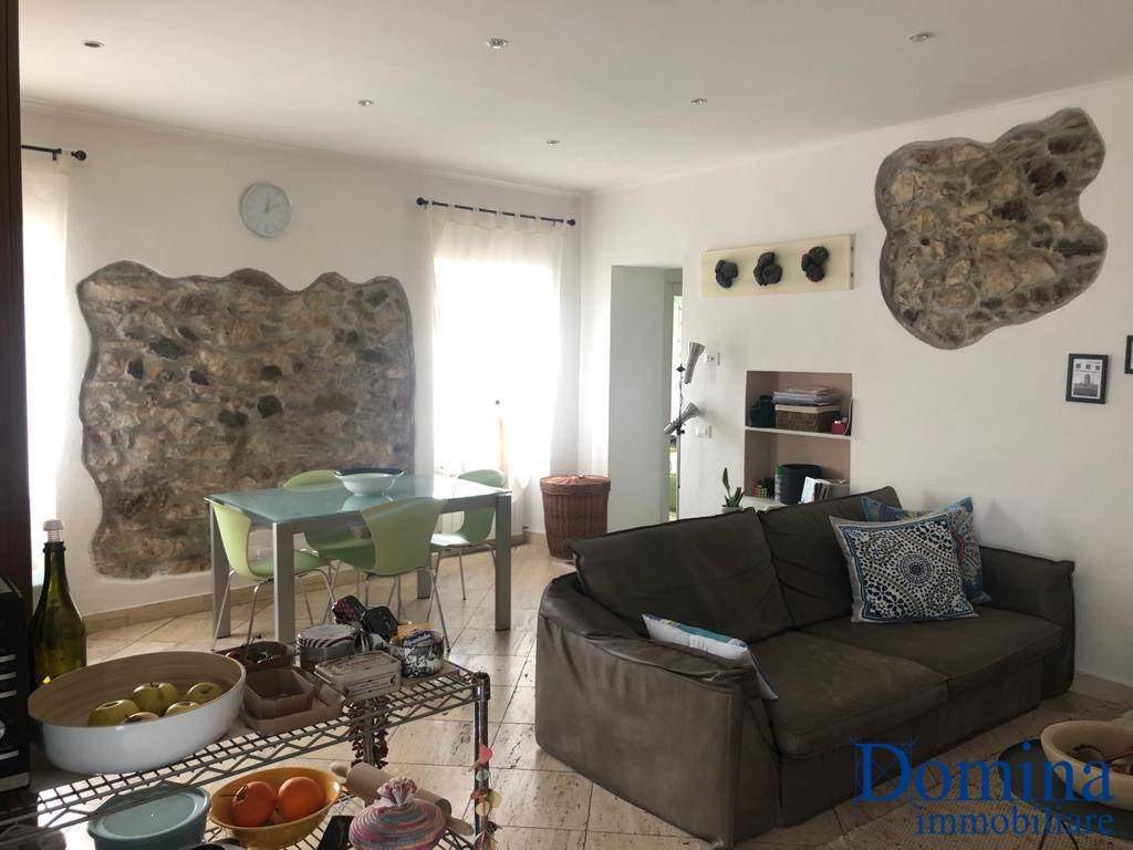 appartamento in vendita a Carrara in zona Centro Città