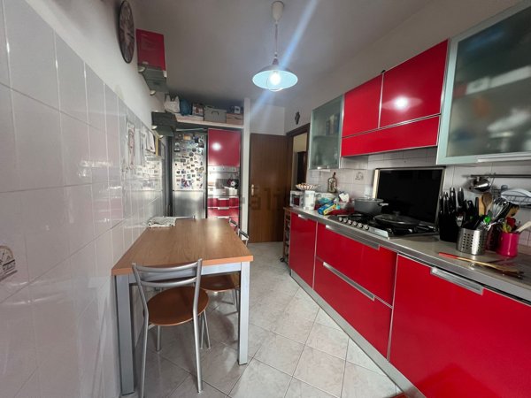 appartamento in vendita a Carrara in zona Centro Città