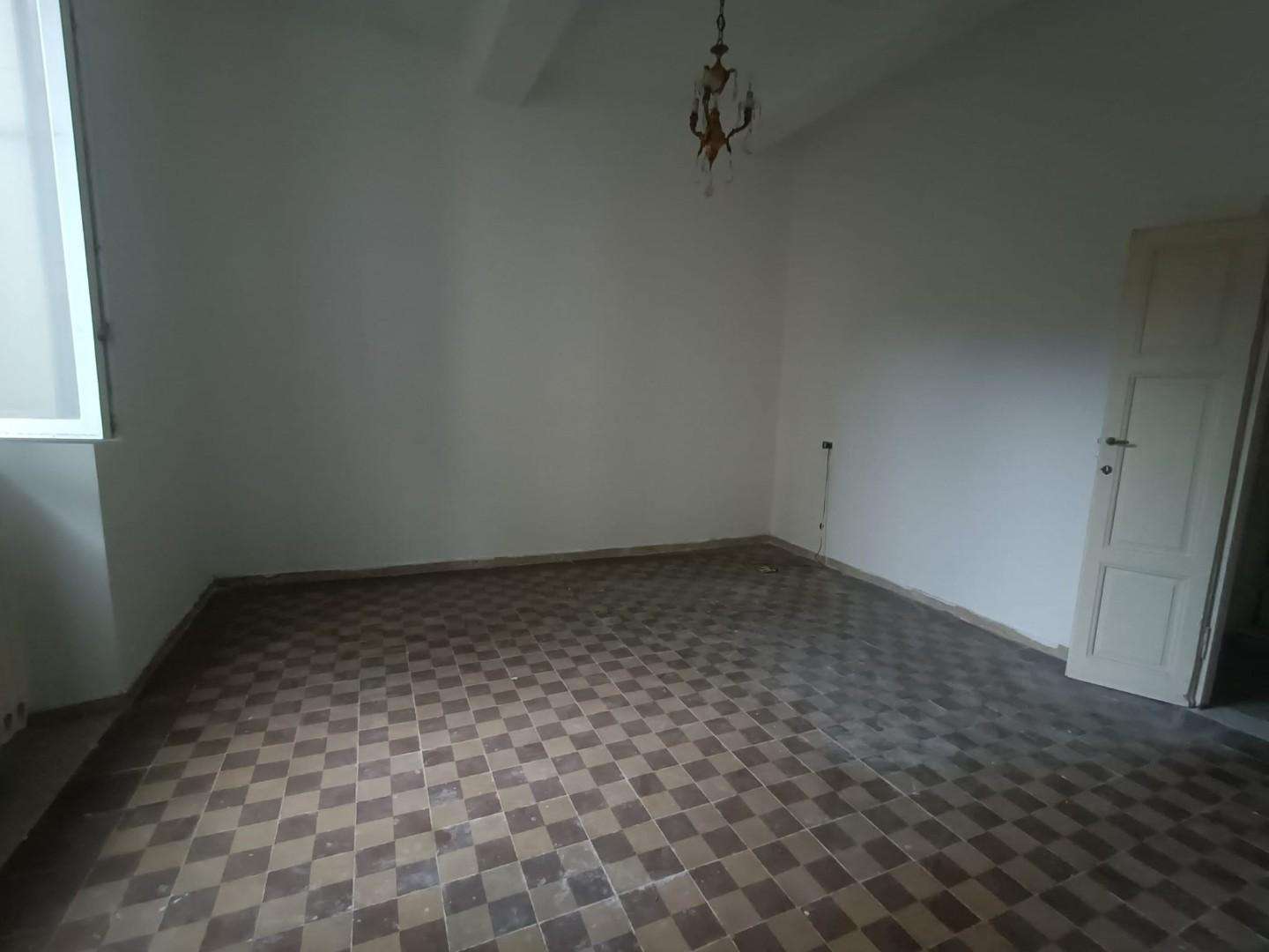 appartamento in vendita a Carrara in zona Centro Città