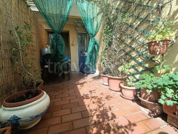 appartamento in vendita a Carrara in zona Marina di Carrara