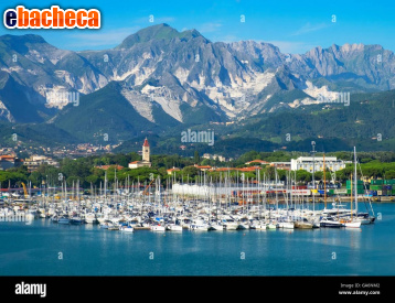 casa indipendente in vendita a Carrara in zona Avenza