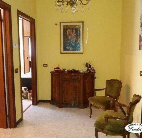 appartamento in vendita a Carrara in zona Centro Città