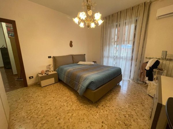 appartamento in vendita a Carrara in zona Avenza