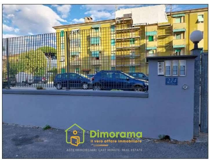 appartamento in vendita a Carrara in zona Avenza
