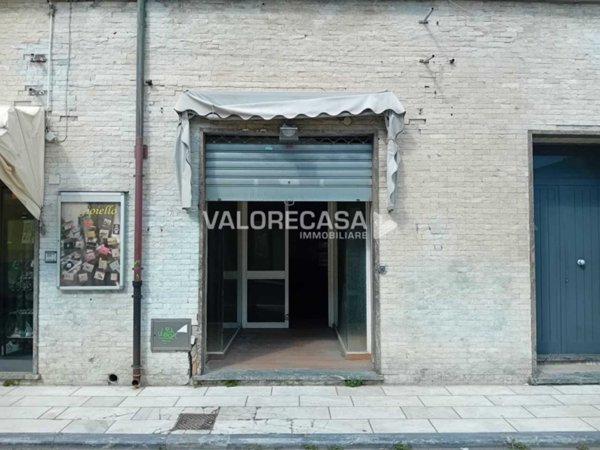 appartamento in vendita a Carrara in zona Marina di Carrara