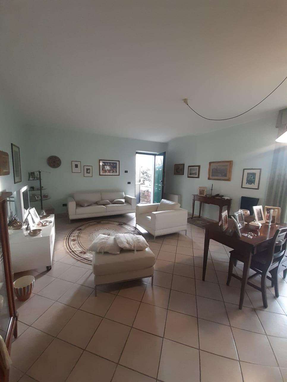 casa indipendente in vendita a Carrara