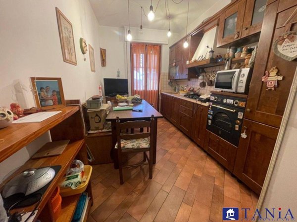 appartamento in vendita a Carrara in zona Avenza
