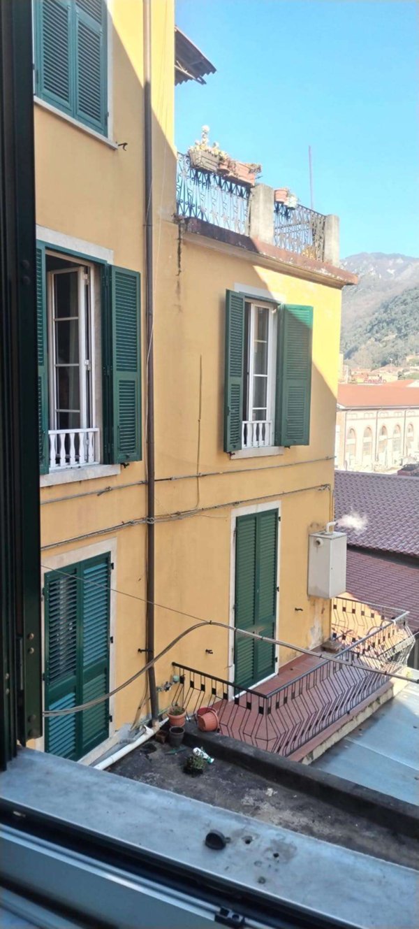 appartamento in vendita a Carrara in zona Centro Città