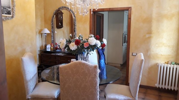 casa semindipendente in vendita a Carrara in zona Fossone