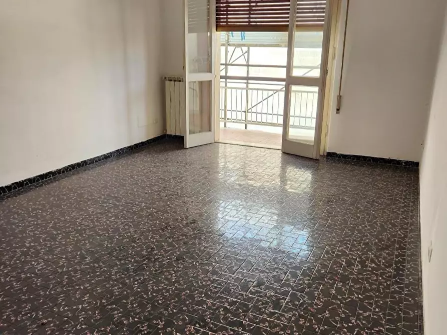 appartamento in vendita a Carrara in zona Marina di Carrara