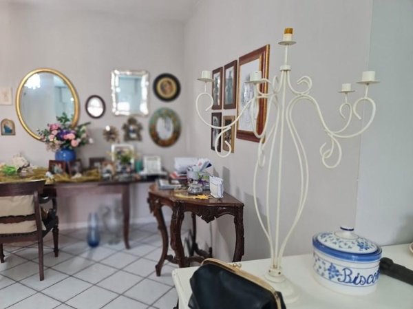 appartamento in vendita a Carrara in zona Avenza