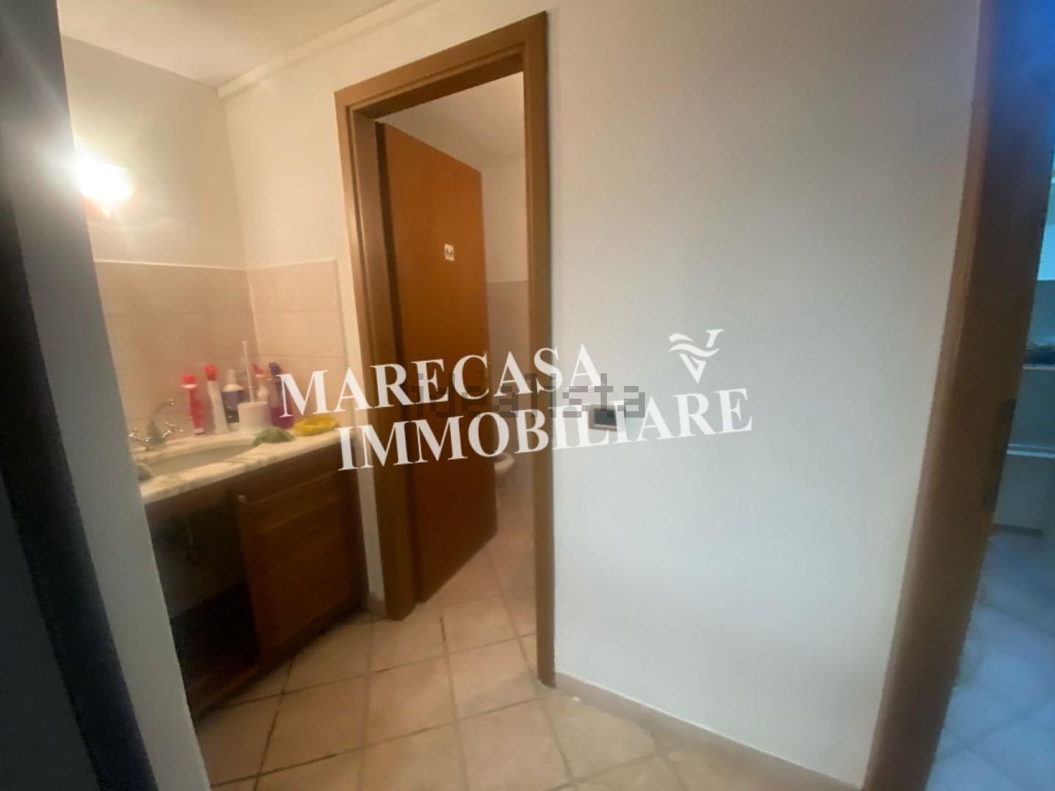 appartamento in vendita a Carrara in zona Marina di Carrara