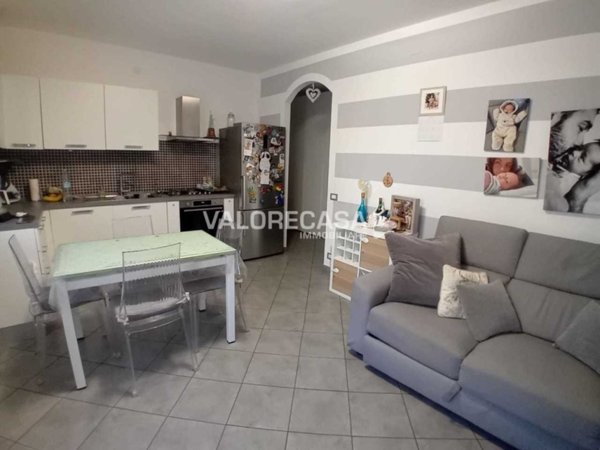 appartamento in vendita a Carrara in zona Avenza
