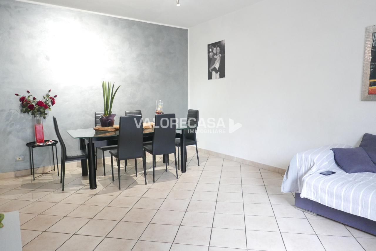 appartamento in vendita a Carrara in zona Avenza