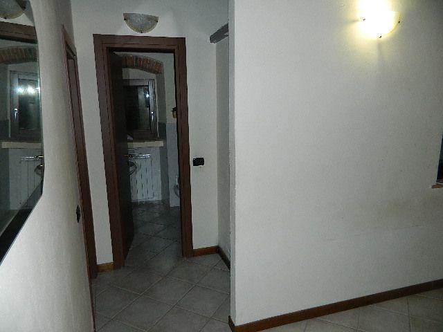 appartamento in vendita a Carrara in zona Centro Città