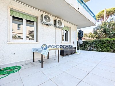 appartamento in vendita a Carrara
