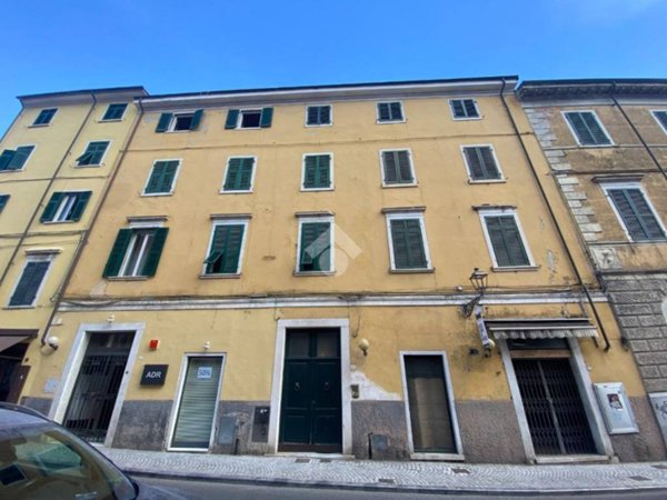 appartamento in vendita a Carrara