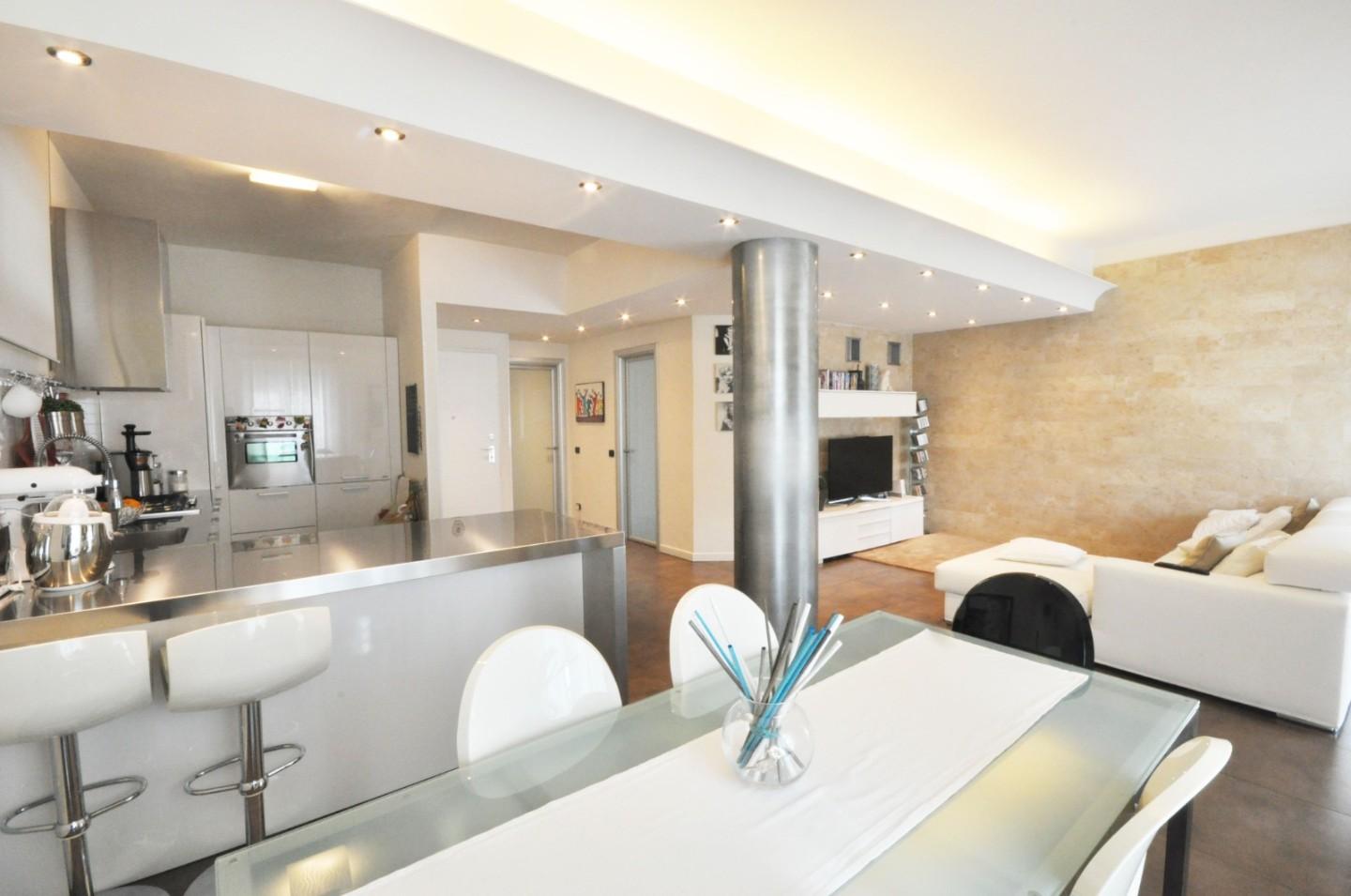appartamento in vendita a Carrara in zona Marina di Carrara
