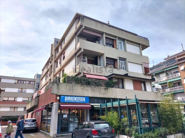 appartamento in vendita a Carrara in zona Marina di Carrara