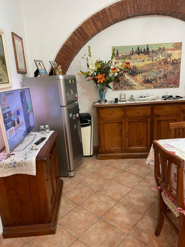 casa indipendente in vendita a Carrara in zona Bonascola