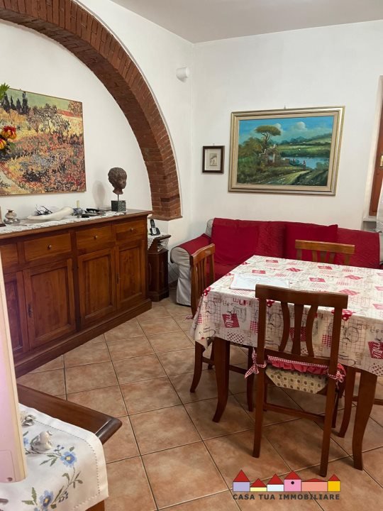 casa indipendente in vendita a Carrara in zona Bonascola