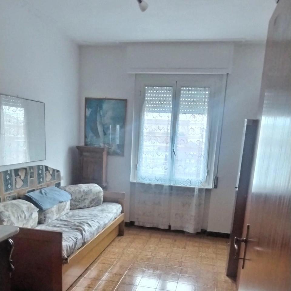 appartamento in vendita a Carrara in zona Marina di Carrara