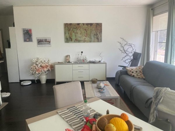 appartamento in vendita a Carrara in zona Fabbrica