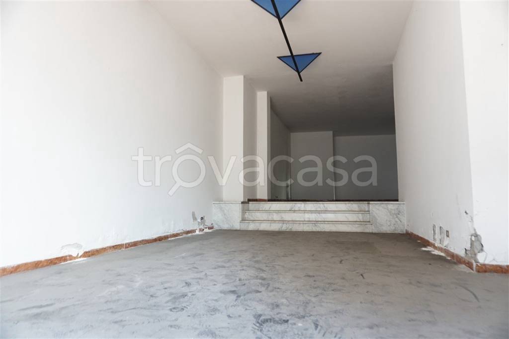 appartamento in vendita a Carrara in zona Avenza