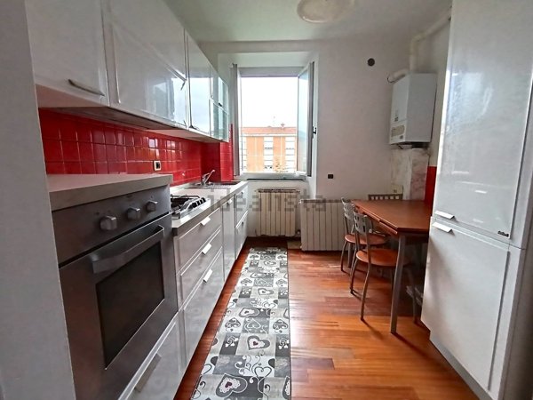 appartamento in vendita a Carrara in zona Marina di Carrara