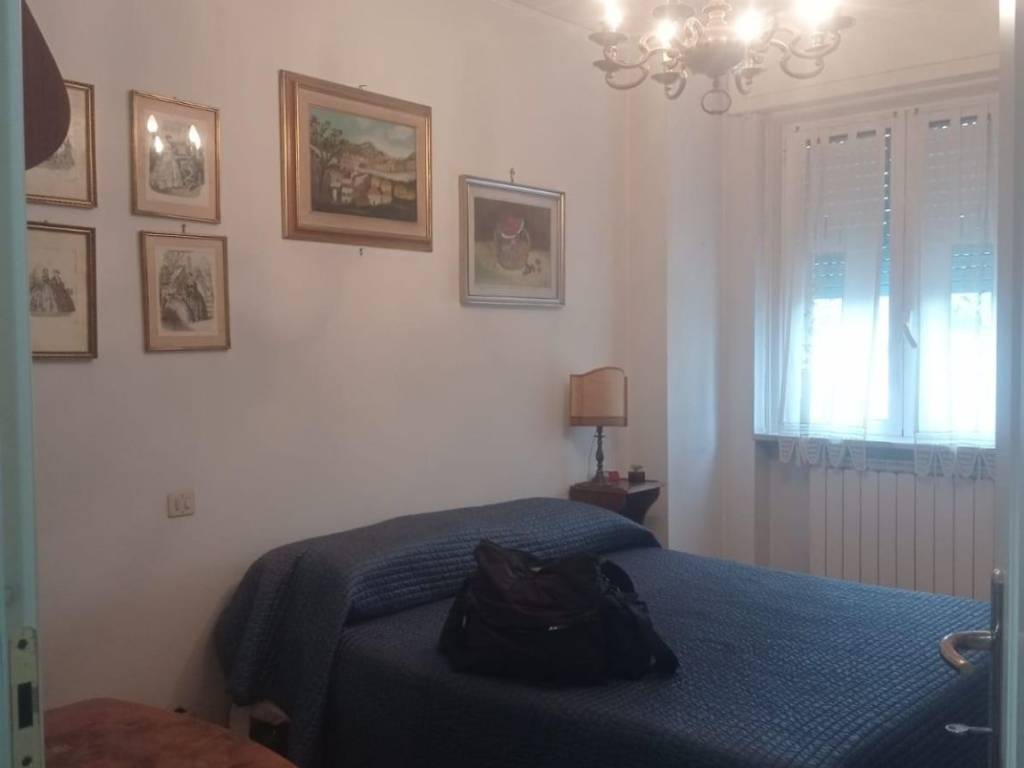 appartamento in vendita a Carrara in zona Marina di Carrara
