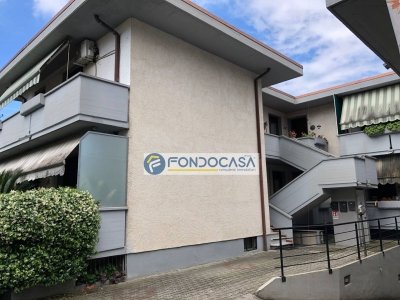 appartamento in vendita a Carrara