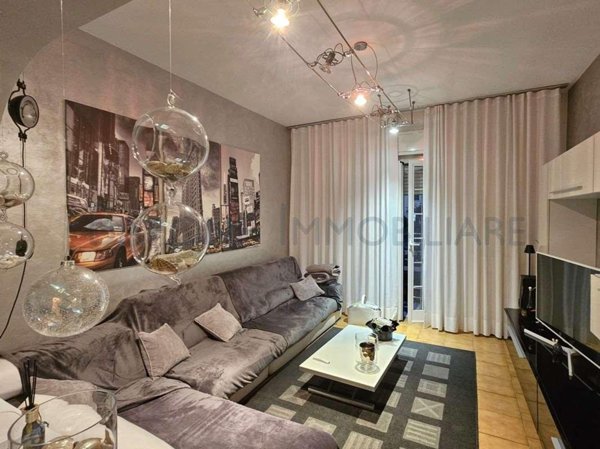 casa indipendente in vendita a Carrara in zona Avenza