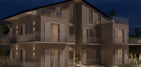 appartamento in vendita a Carrara in zona Marina di Carrara