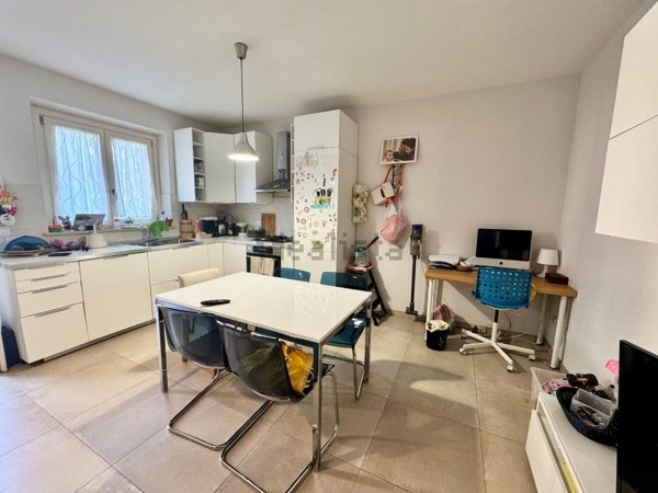 casa indipendente in vendita a Carrara in zona Nazzano
