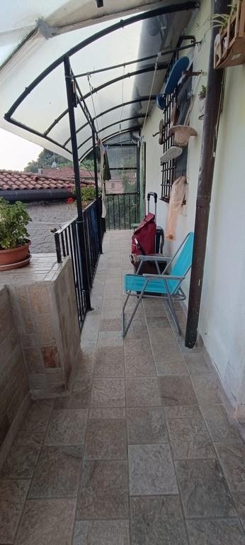 casa indipendente in vendita a Carrara in zona Avenza