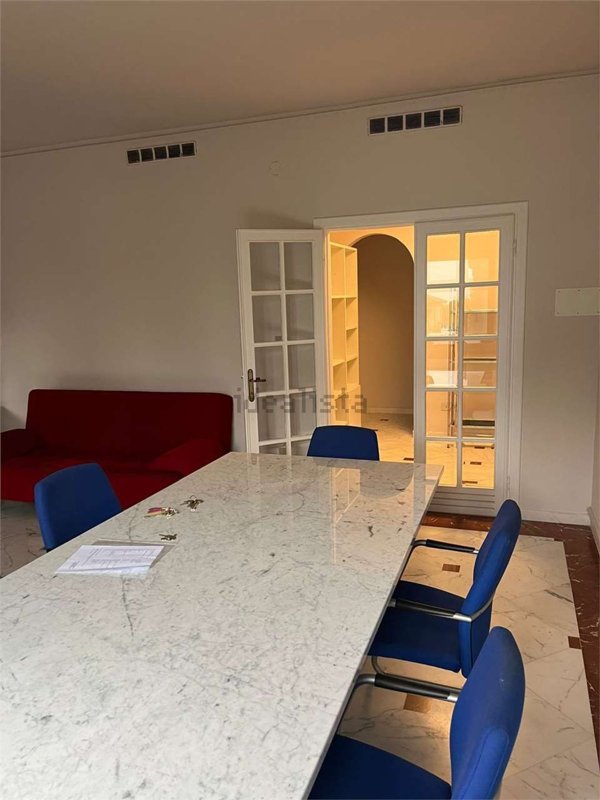 appartamento in vendita a Carrara in zona Marasio