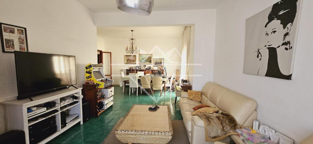 appartamento in vendita a Carrara in zona Marina di Carrara