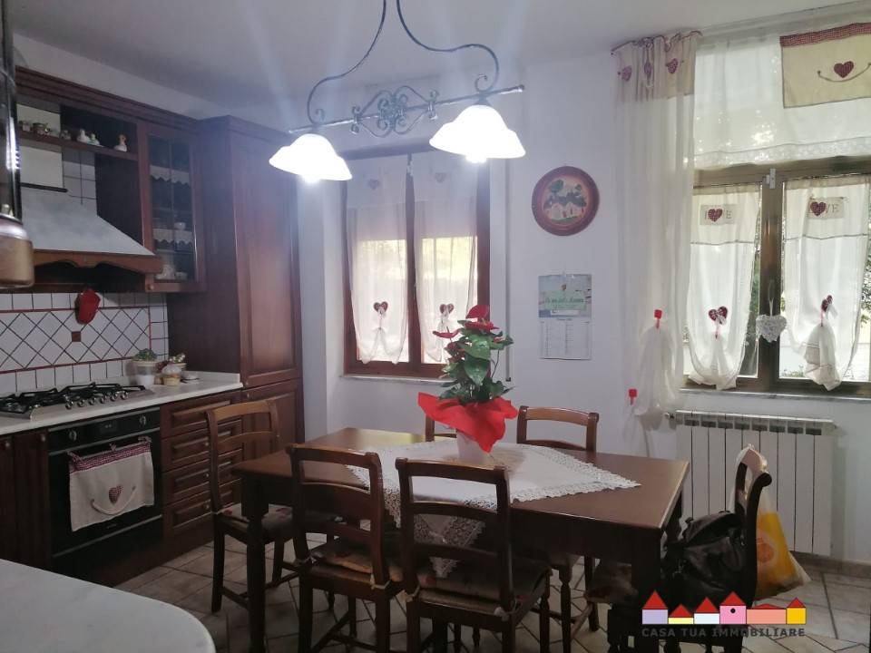 appartamento in vendita a Carrara