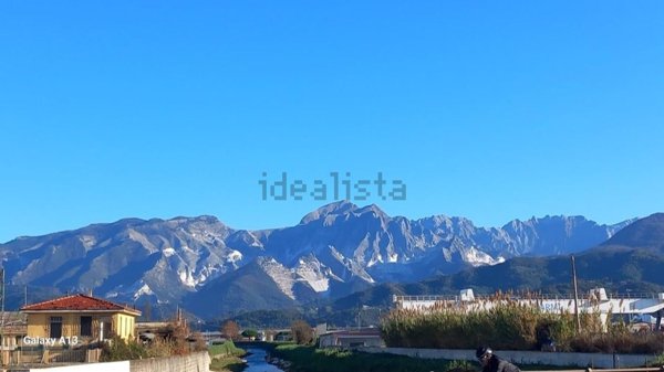 terreno agricolo in vendita a Carrara in zona Fossone