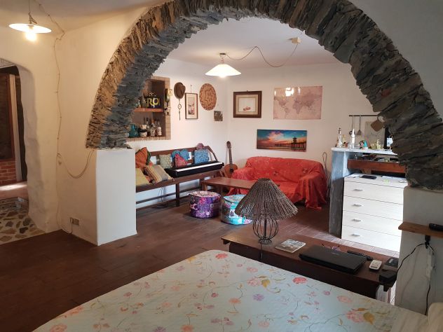 appartamento in vendita a Carrara in zona Fossola
